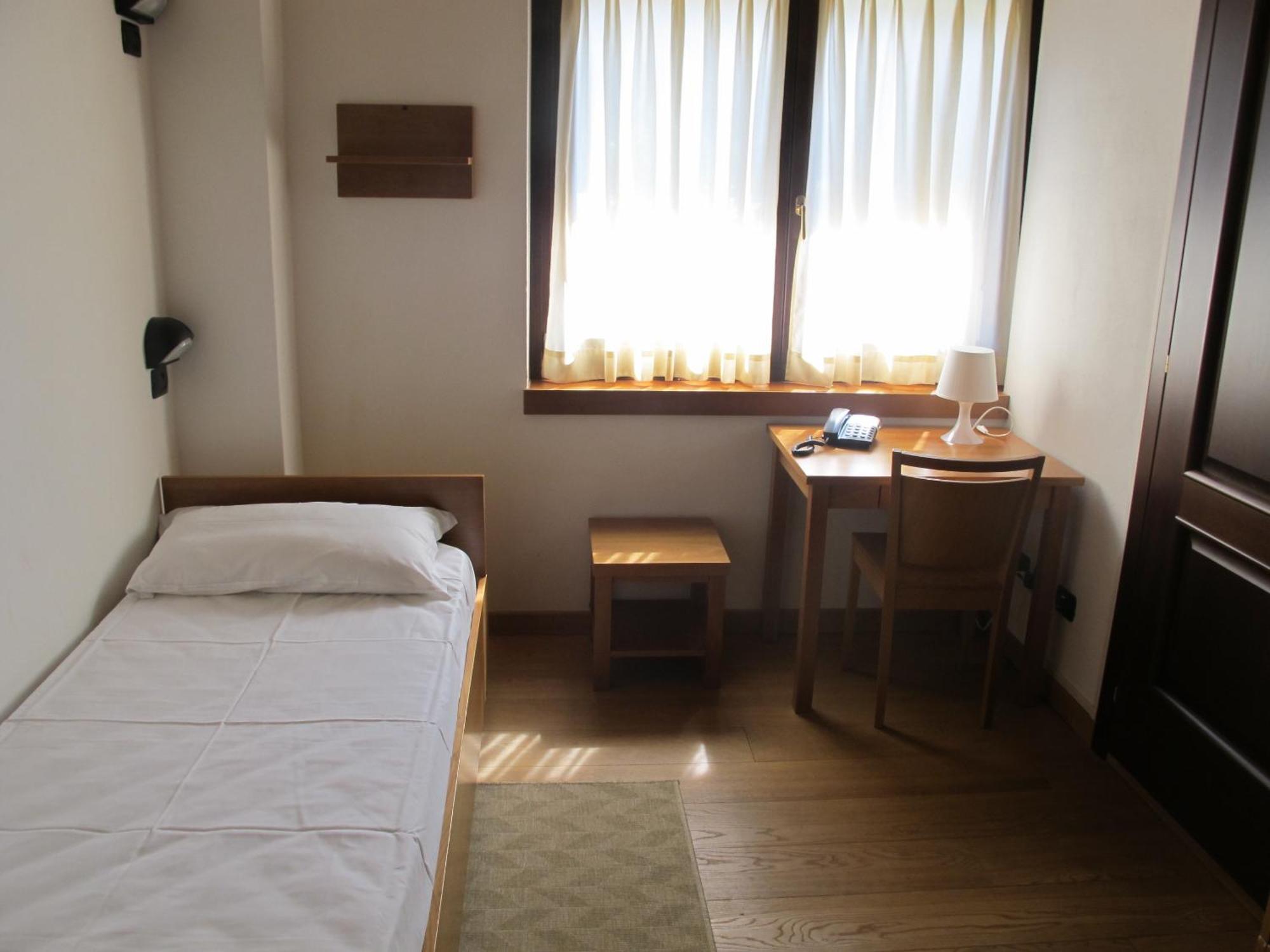 Couette-café Casa Alpina Don Guanella 3*