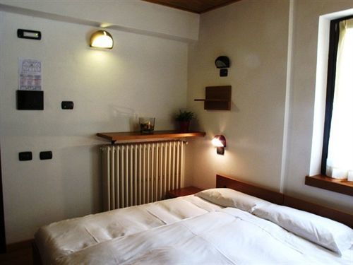 Couette-café Casa Alpina Don Guanella 3*